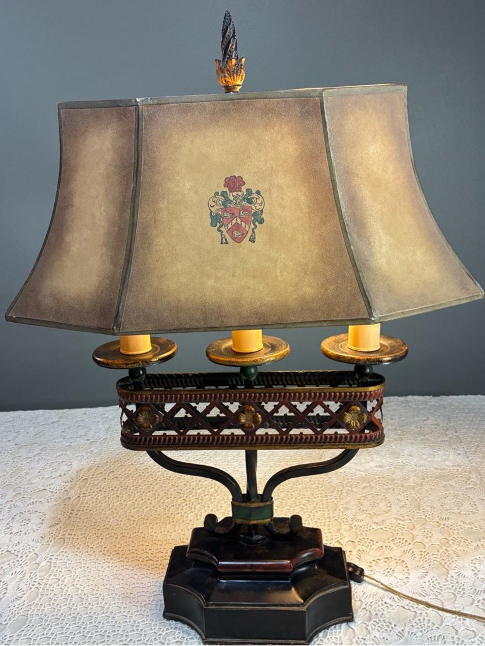 Antique Fine Art Lamps 31 in Traditional Accent Floral Bronze Rectangular Shade